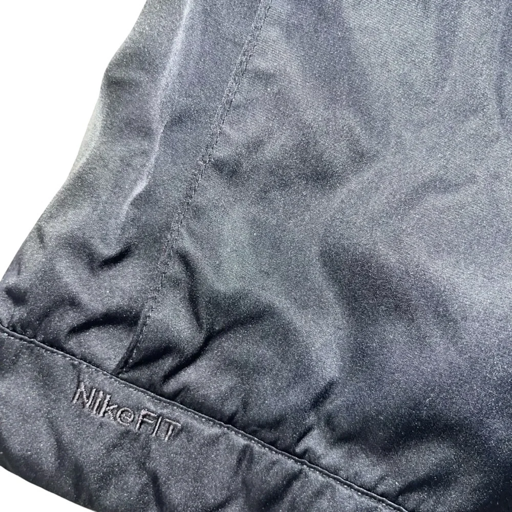 Nike ACG Nike Fit Storm Black Satin Waterproof Jacket Women’s size XS